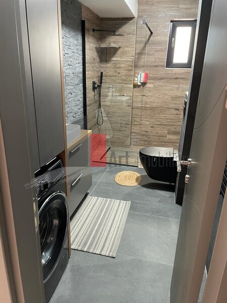 Aparatorii Patriei, apartament cu 2 camere de inchiriat, centrala, loc de parcare